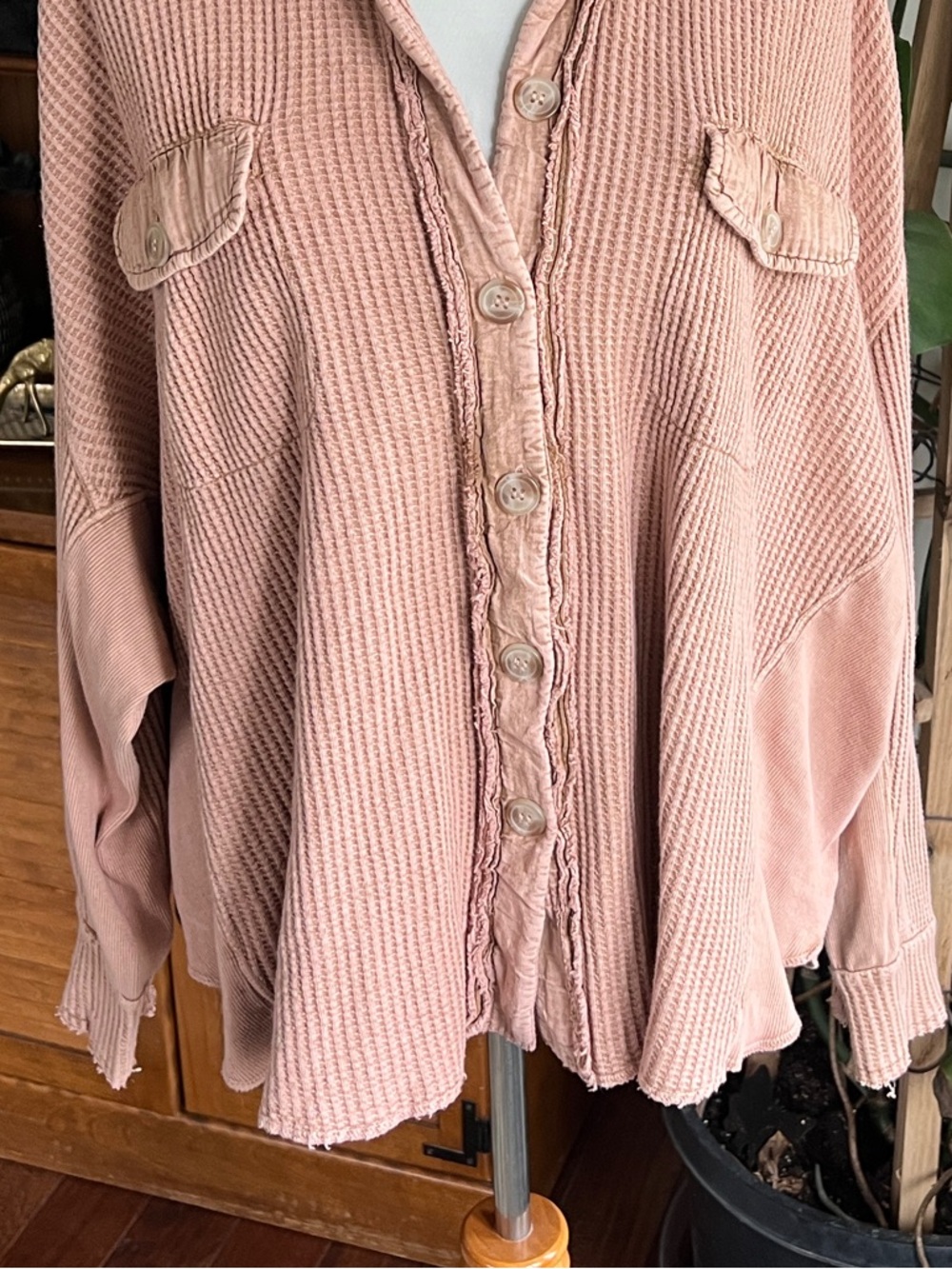 Free People Scout Bunny Dusty Rose Button-Up Waffle Knit Shacket Oversized XS - Picture 6 of 13